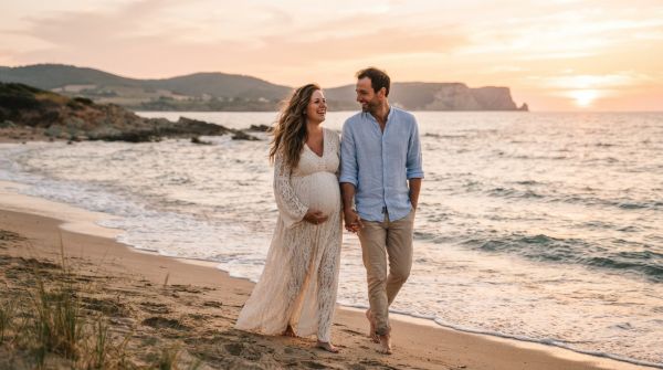 Photos grossesse en couple: capturer votre complicité